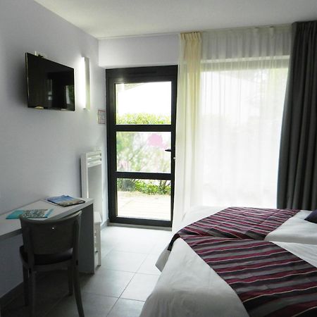 Arc En Ciel Oleron Hotel แซ็ง-โทรจง-เลส์-แบ็งส์ ภายนอก รูปภาพ