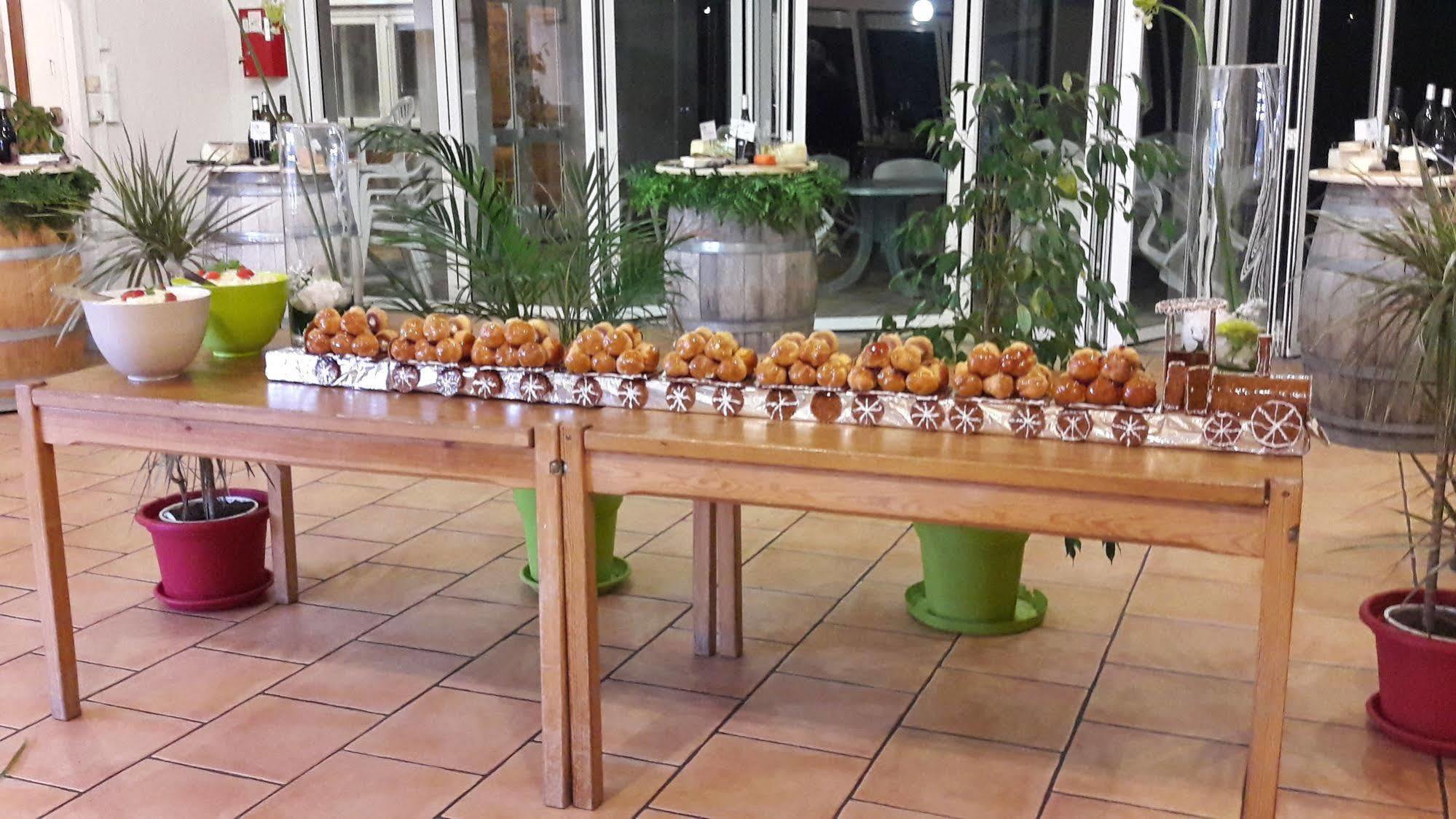 Arc En Ciel Oleron Hotel แซ็ง-โทรจง-เลส์-แบ็งส์ ภายนอก รูปภาพ