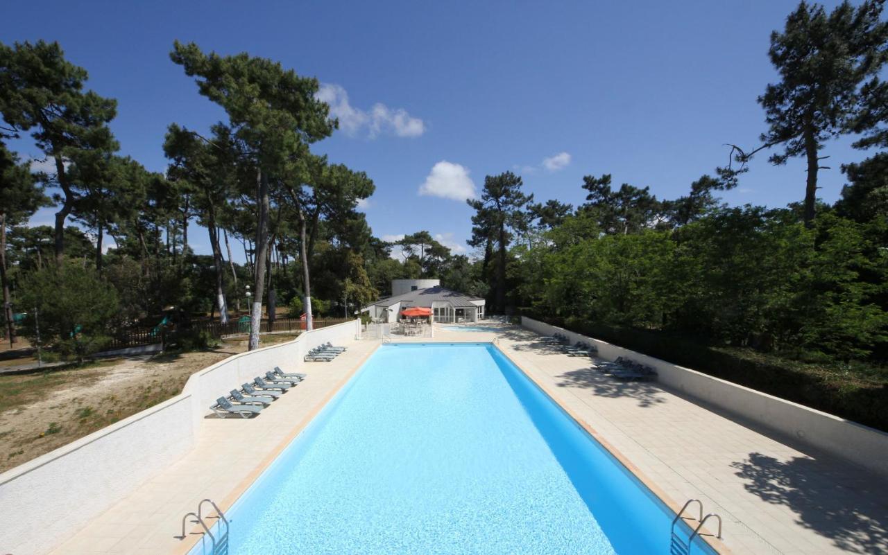 Arc En Ciel Oleron Hotel แซ็ง-โทรจง-เลส์-แบ็งส์ ภายนอก รูปภาพ